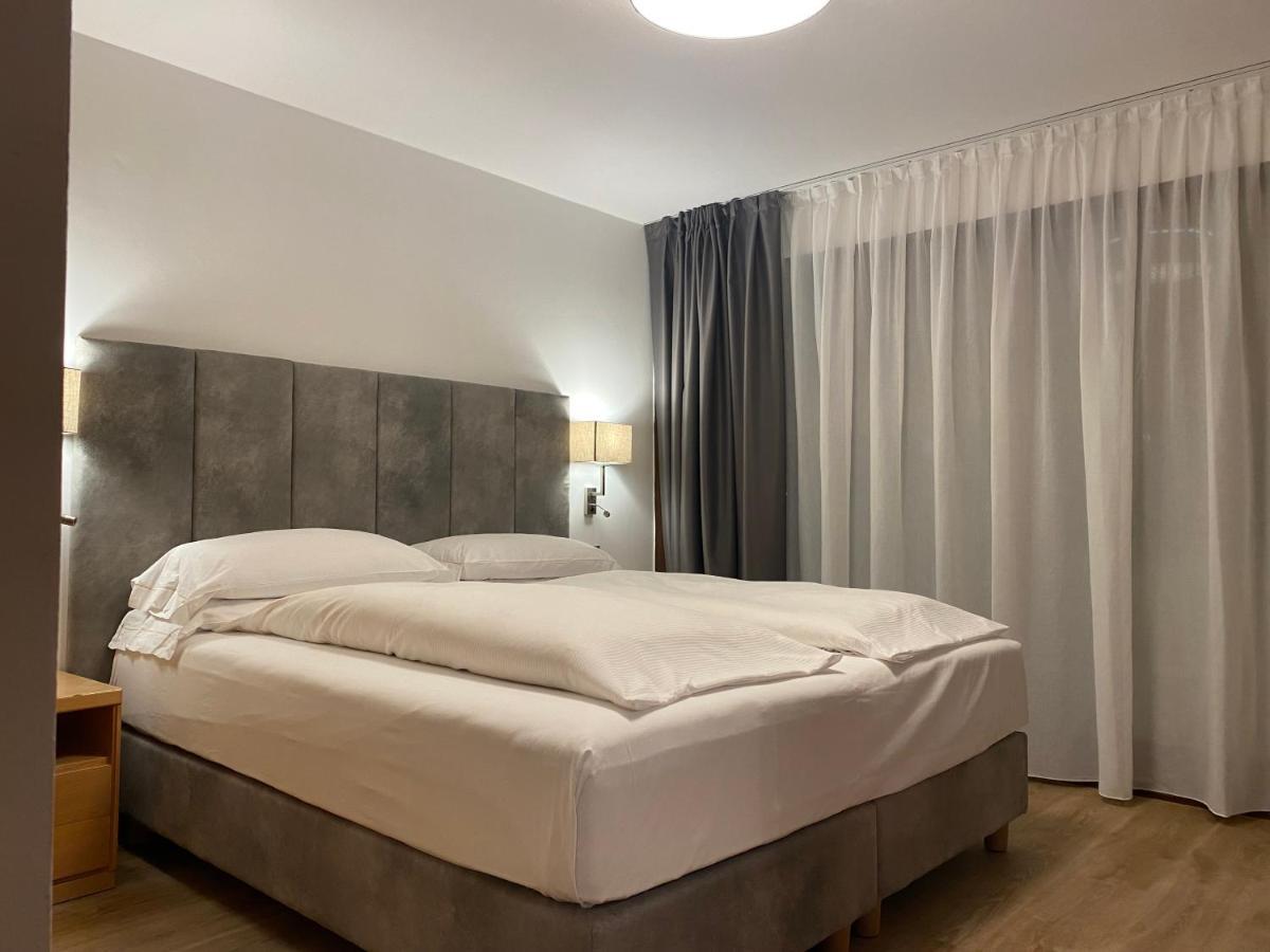 Hotel Europeo Alpine Charme & Wellness Пинцоло Екстериор снимка