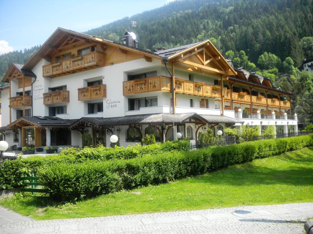 Hotel Europeo Alpine Charme & Wellness Пинцоло Екстериор снимка